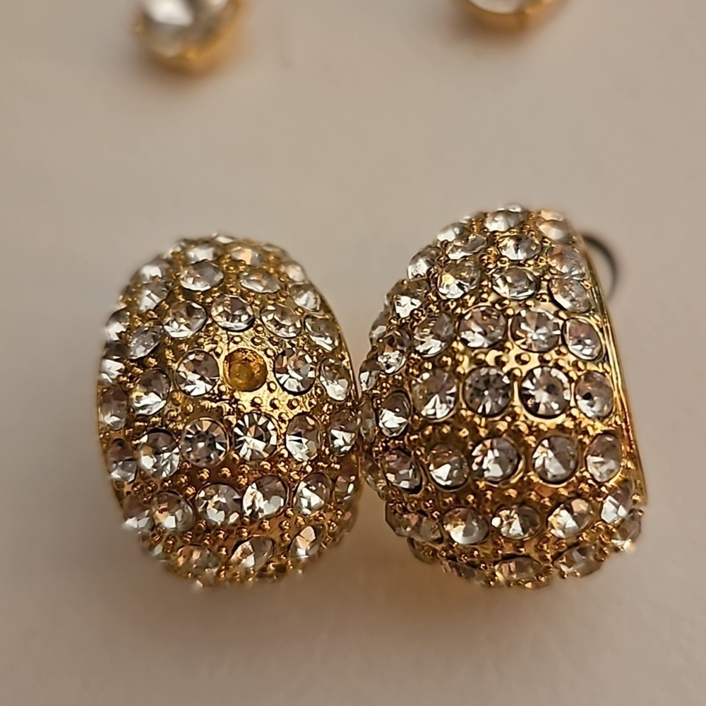 JESSICA SIMPSON Goldtone Paved Chunky Hoop and Solitaire Post Earrings - Picture 4 of 6